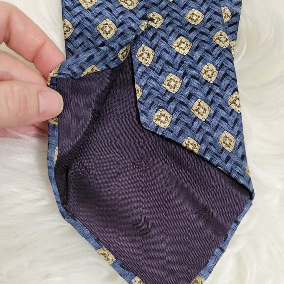 Van Heusen Vintage Blue Long Neck Tie Diamond and Weave Print Pattern Wide Retro - Picture 3 of 5